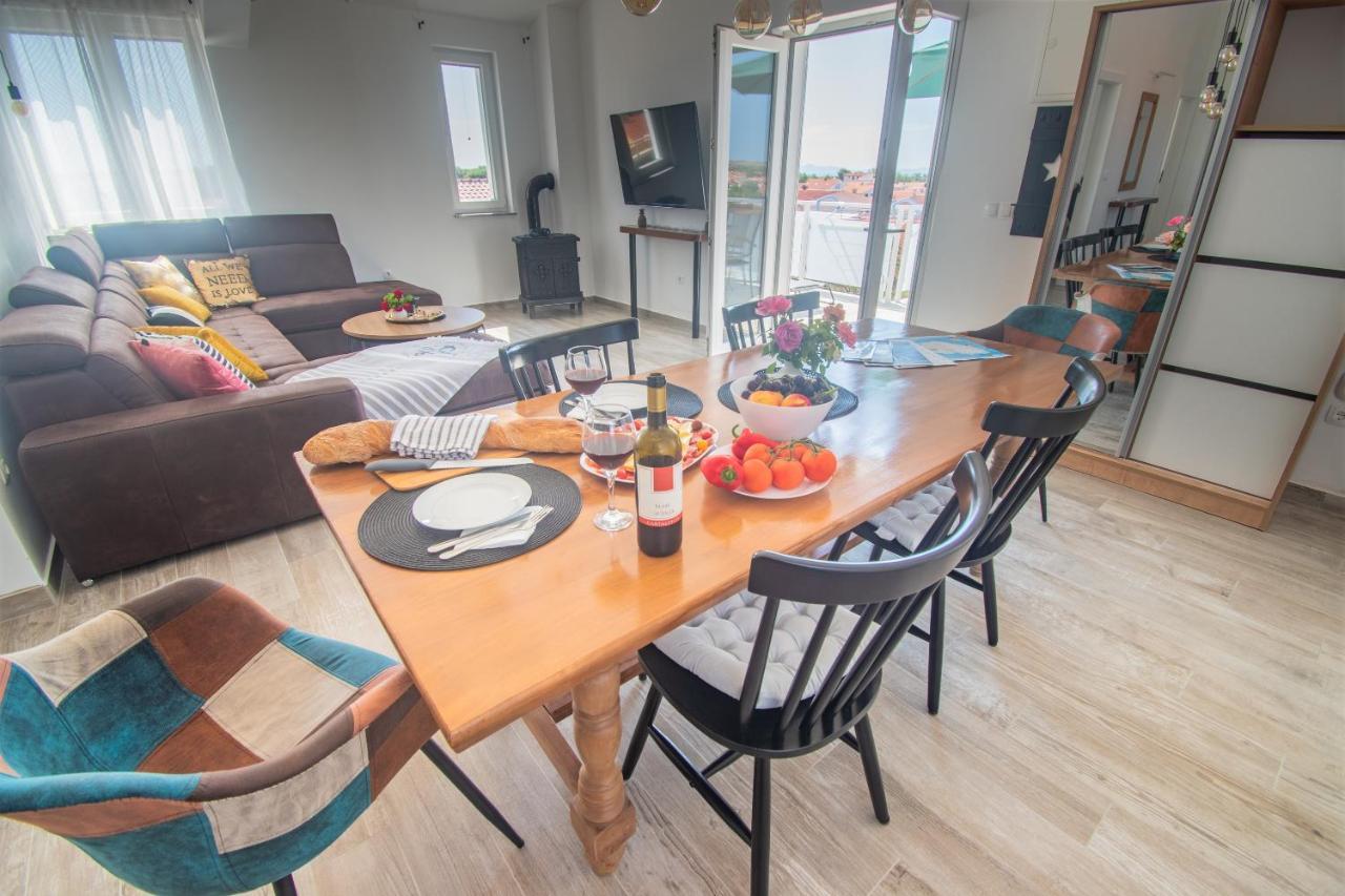 Olea Apartment Vir