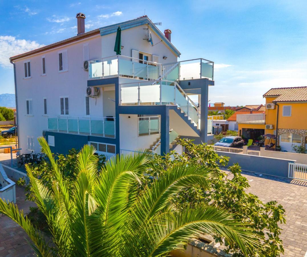 Olea Apartment *